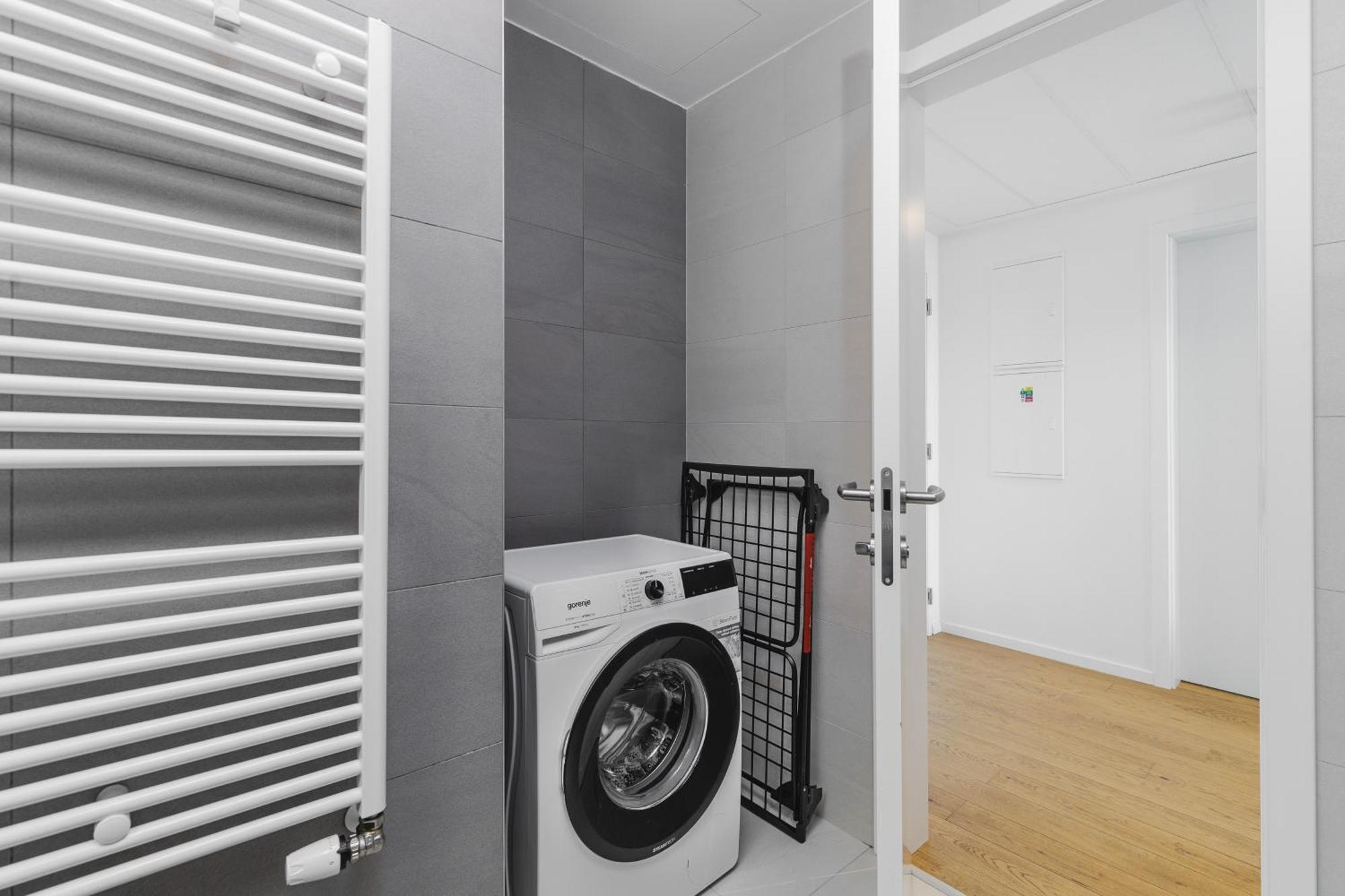 Sky Park 1 - Luxurious #instaworthy In Downtown Center With Included Parking, Address In Town Appartamento Bratislava