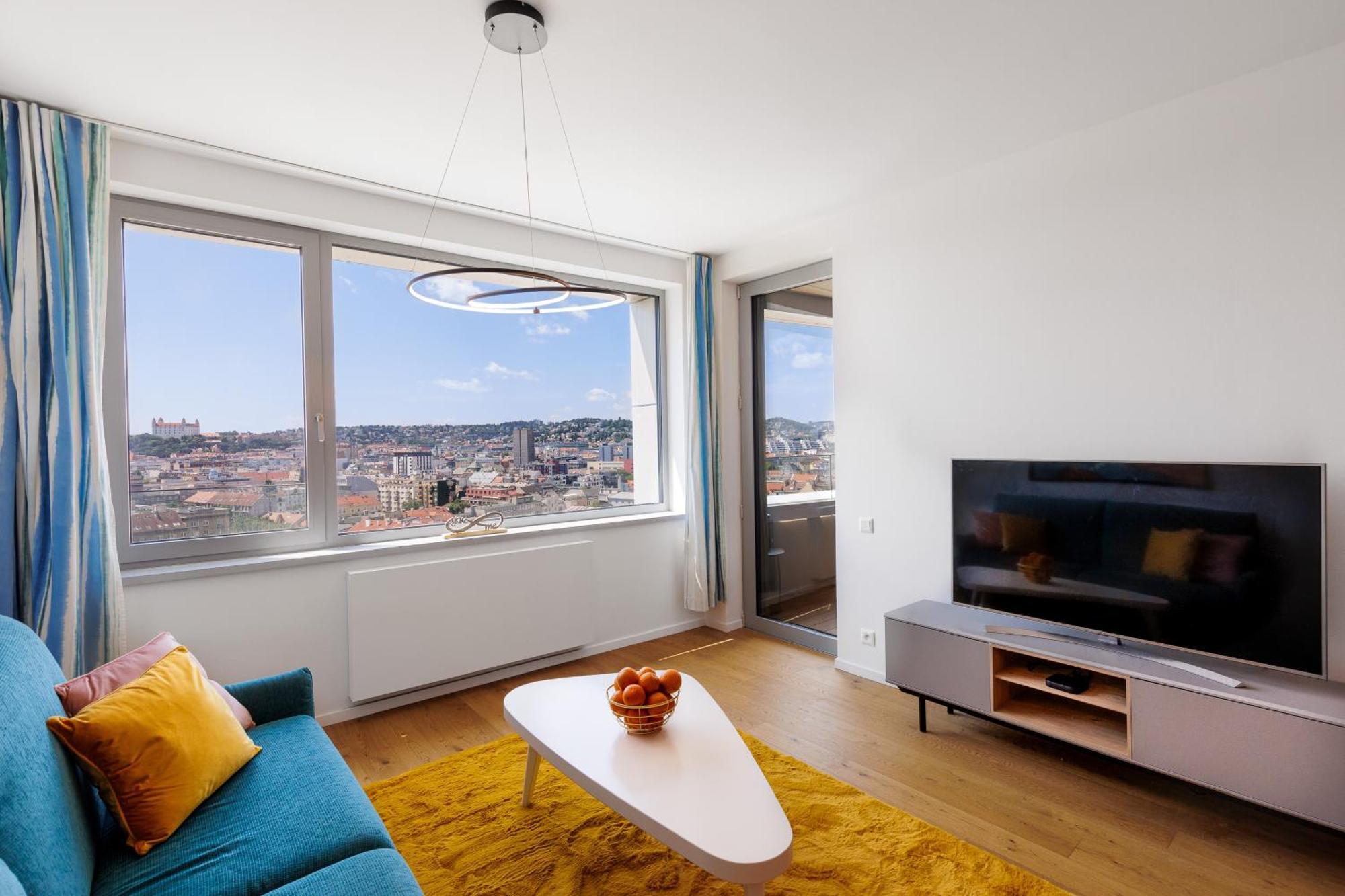 Sky Park 1 - Luxurious #instaworthy In Downtown Center With Included Parking, Address In Town Appartamento